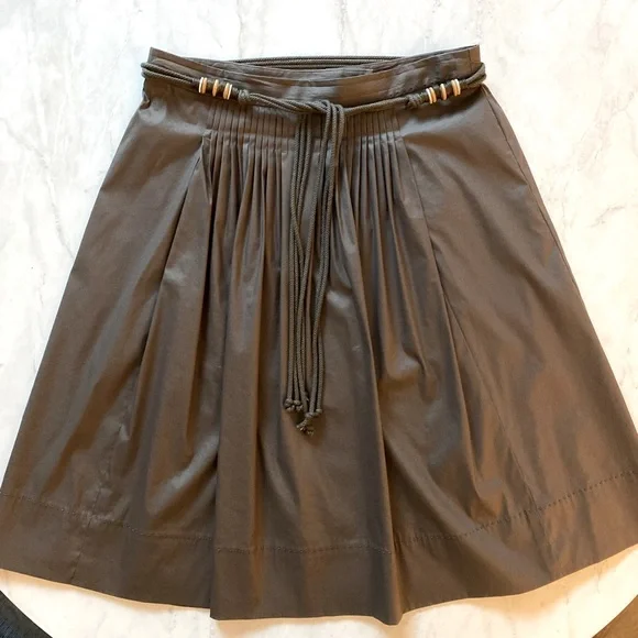 Gorgeous Taupe Ellie Tahari Pleated A-line Skirt - Picture 3 of 8